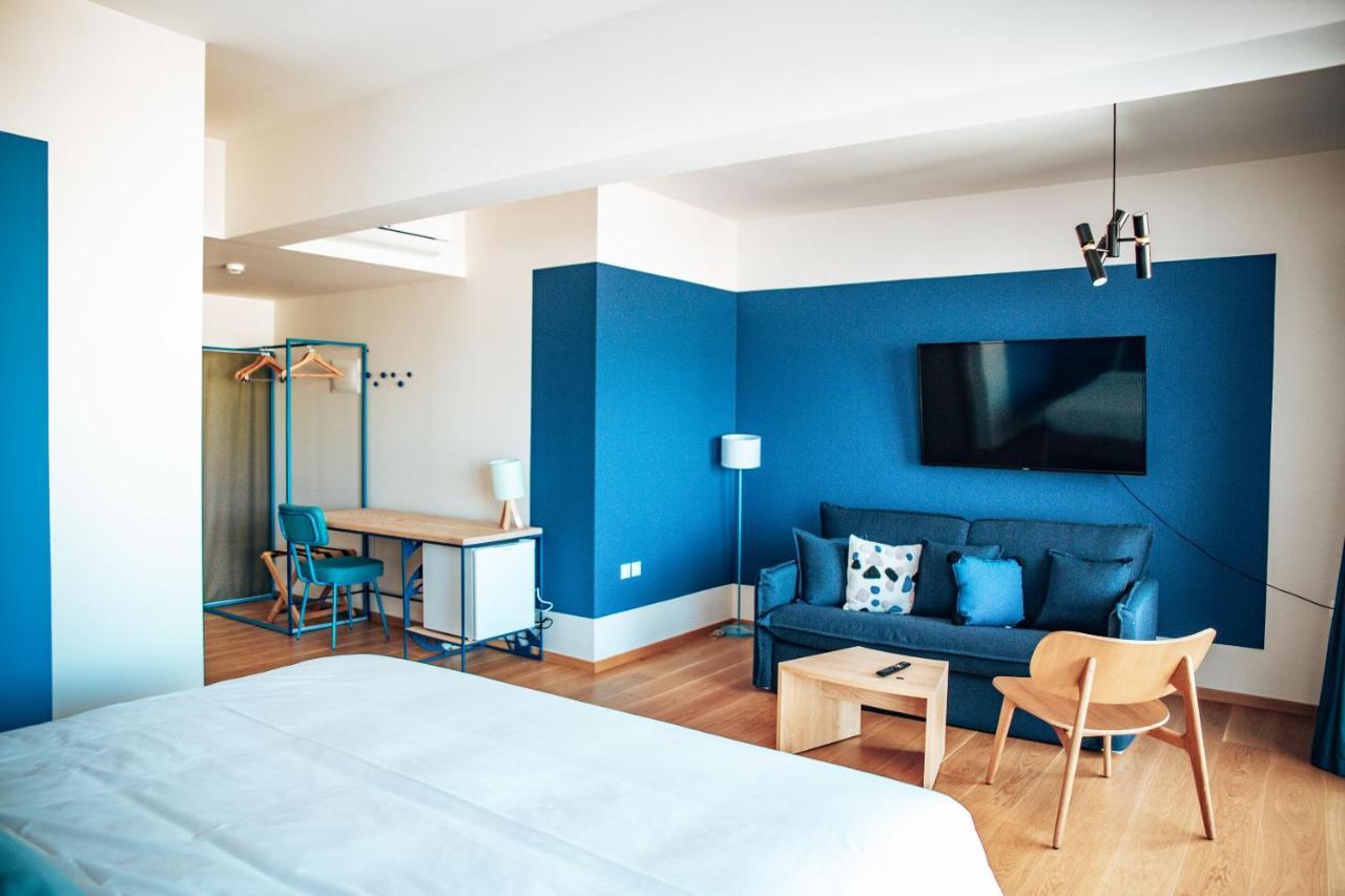 Selina Athens Theatrou Hotel Екстериор снимка