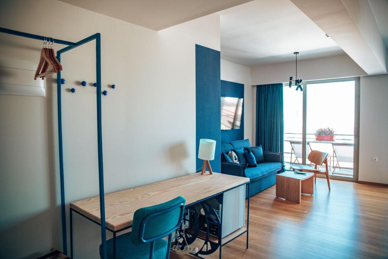 Selina Athens Theatrou Hotel Екстериор снимка