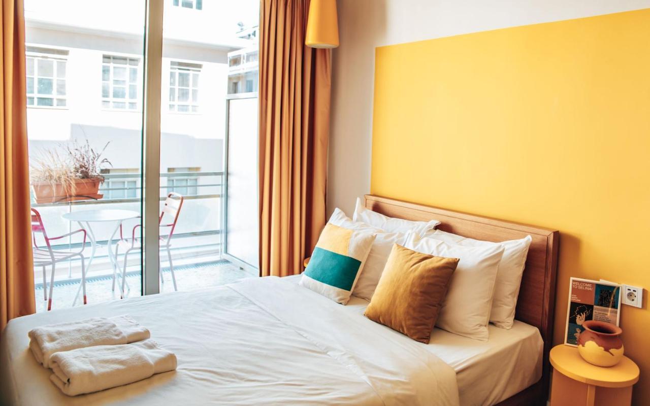 Selina Athens Theatrou Hotel Екстериор снимка